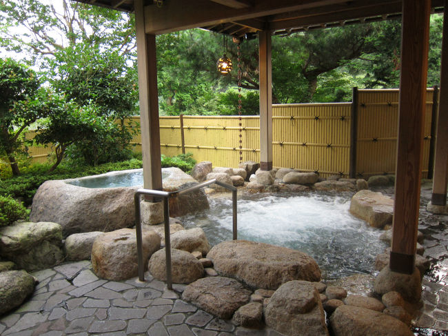 湯の山温泉へ。
