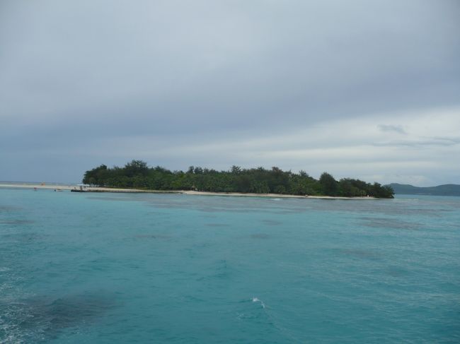 パラオ旅行以来、すっかり海の世界に魅せられてしまった２人は綺麗な海とお魚を求めて初めてのサイパン旅行を計画しました。<br />サイパンって日本から近いし海が綺麗ってウワサだし、理想的な島なんじゃない！？と期待に胸膨らませつつお盆休みの真っ只中、人が多いのは覚悟の上で行って来ました。