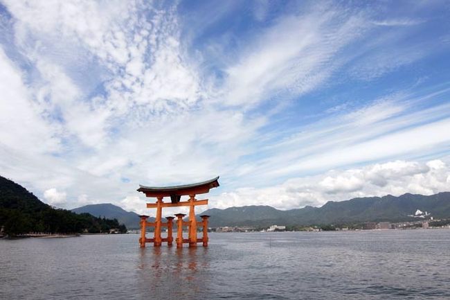 あなごめしうえの<br />紅葉堂<br />藤い屋<br />厳島神社<br />宮島水族館<br /><br />門司港ホテル<br />門司港地ビール工房