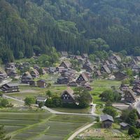 五箇山で合掌造りの家に泊まる＆黒部でトロッコ電車に乗る＋飛騨牛を食す＋ライトレールに乗る