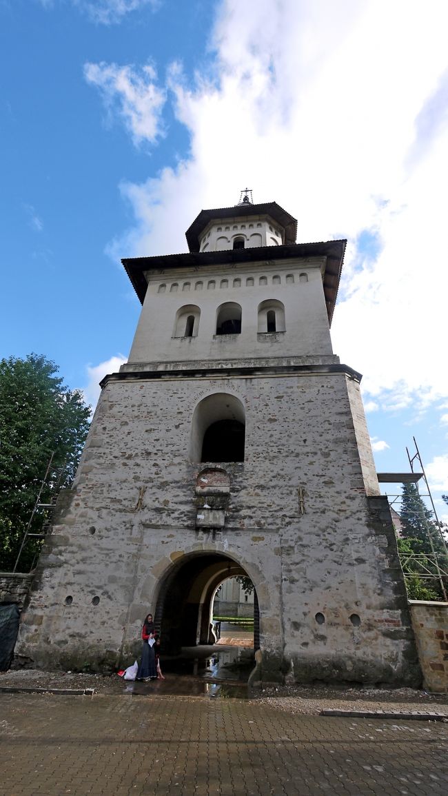 2012.8ルーマニア・モルドヴァ一人旅11-スチャヴァ街歩き　　聖ゲオルゲ教会やたくさんの教会　歴史博物館など