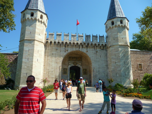 イスタンブール到着翌日、先ずは永年の夢だったトプカプ宮殿でしょ！
