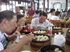 2012 上海で散歩してメシ食って朱家角行ったり南翔・古猗園で小籠包食ったりの２年またぎ報告です！