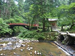 奥の細道を訪ねて第11回15羽黒山参詣その1羽黒山参道入り口随身門から祓川神橋・須賀の滝まで