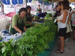 どっぷりチェンマイ　6-2　水曜定期市で野菜を満喫