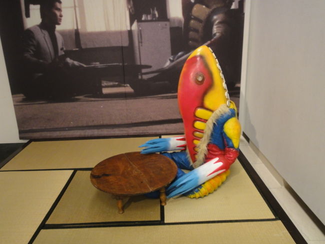 高松への旅行は今回で4回目<br />本来はウルトラマンアート展目当てだったのですが、うどん食べたり、温泉や水族館に行ったりしました。<br />そして名物”骨付き鳥”にはまってしまい、二回も食べることになりました。<br /><br />2008年7月<br />http://4travel.jp/traveler/pero/album/10429223/<br />2009年10月<br />http://4travel.jp/traveler/pero/album/10429089/<br />2011年3月<br />http://4travel.jp/traveler/pero/album/10554108/