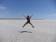 南オーストラリア　真夏にアウトバック神秘の湖に行く　(Venturing into historical Oodnadatta track & Lake Eyre)