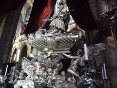 聖堂巡礼　チェコ：プラハ　聖ヴィート大聖堂