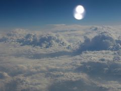 雨おとこ？雨おんな？いやいや・・・雨夫婦が行く北海道旅行期①　雲の上は晴れてるよヾ(・◇・)ノ　　