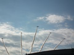 ２０１２年　入間航空祭　ブルーインパルスはバードストライクで途中終了