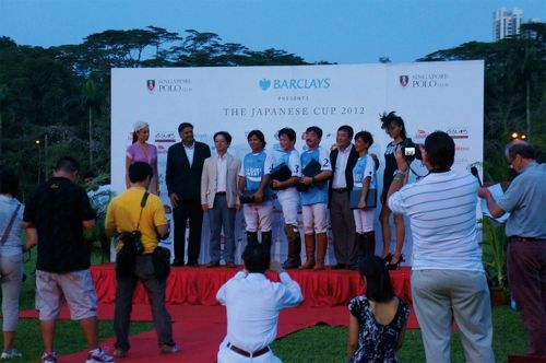 ◆H-66703 シンガポール 118ドル分 まとめて 紙幣16枚 どこがお得？シンガポールドルの両替方法まとめ │ ポケットチェンジ