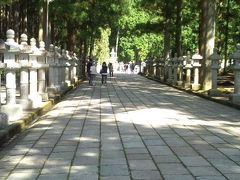 荘厳な雰囲気の高野山へ