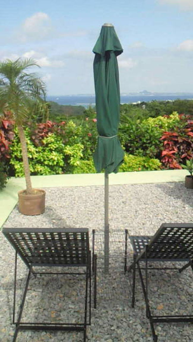 2012年4月29日～5月5日。<br />３世代での、沖縄本島、６泊７日の旅です。<br /><br />4日目と5日目に2連泊した<br />ヴィラモトブヒルズリゾートのご紹介。