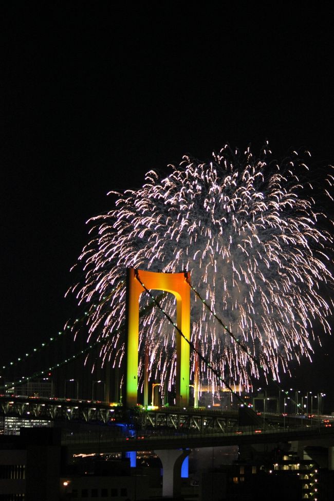 10月に開催された東京ミュジック花火２０１２、そして2年ぶりに復活したレインボーライトアップされた虹橋＆花火。<br />あわせてここで紹介します！