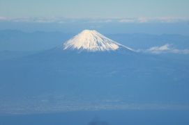 2012.11東かがわ出張2-徳島空港より帰京，富士山がよく見えた．