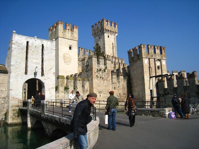 温泉保養地シルミオーネ