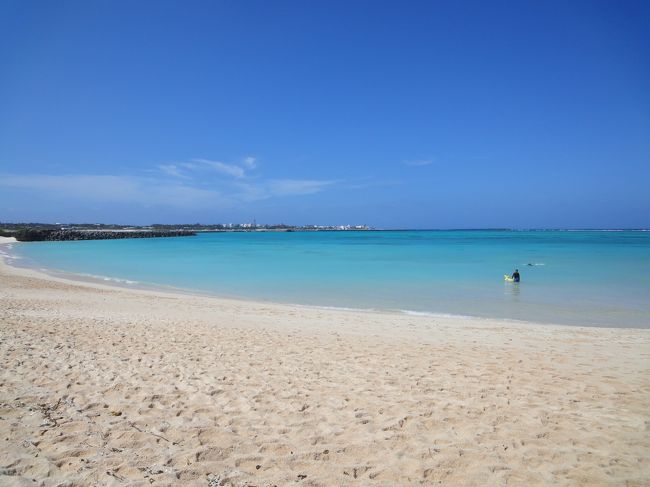 今回は沖永良部島&与論島を巡る旅。<br />沖永良部島で1泊して、これから与論島へ渡ります。<br />計画では与論で1泊して、船で那覇に渡り、翌日飛行機で東京へという流れでしたが、台風で思わぬ予定変更を余儀なくされることに。<br /><br /><br />●旅程<br />①9/24 JAC3803 KOJ-OKE 11:25-12:55 ---FOP 普通:特典航空券<br />②9/27 RAC0816 RNJ-OKA 13:00-13:35 575FOP 普通:普通運賃<br /><br />今回の旅程で貯まるフライオンポイント:575FOP<br />今回の旅程で貯まるJALマイル:146マイル<br />12年フライオンポイント合計:59938FOP(9月現在)<br /><br />●航空券と運賃<br />①(KOJ-OKE)<br />特典航空券:0円<br /><br />②(RNJ-OKA)<br />大人普通運賃:14200円<br /><br />FOP単価:24.7円/FOP