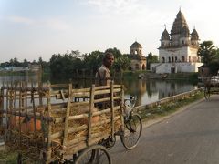 BANGLA 11 ヒンズー寺院群のプティア村へ日帰り　Puthia