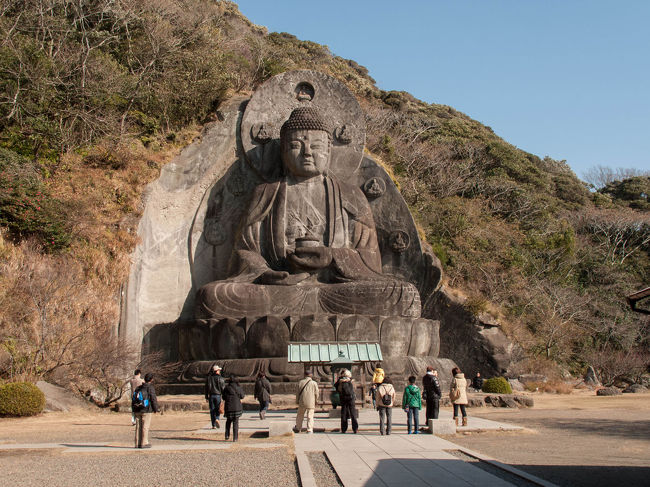 復元された昭和の大仏を見てみよう、なんとなくそう想いました。<br />結構立派です、鎌倉の大仏さんより大きいかも。