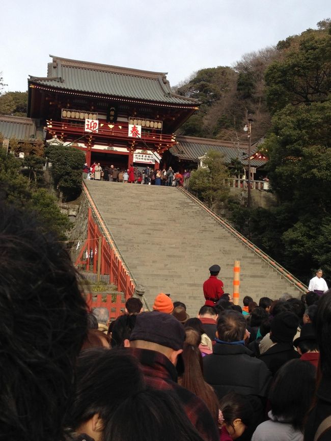 あけましておめでとうございます！<br />今年の初詣は細かくいろいろな所に行きました。