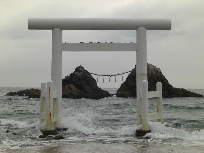 　出張ついでに冬の糸島半島へ行ってきました。夏場は、海水浴客で賑わっていますが、冬は殆ど人がいませんでした。ついでに温泉も入ってきました。