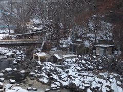 冬の薬師の湯露天風呂と道祖神めぐり