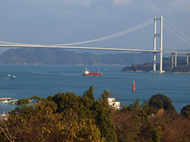 四国の旅も最終日　最初へ久しぶりのしまなみ海道を<br /><br />今治市ＨＰ<br />http://www.city.imabari.ehime.jp/<br /><br />伯方の塩<br />http://www.hakatanoshio.co.jp/<br />しまなみ海道<br />http://www.go-shimanami.jp/<br /><br />義臣旅記<br /><br />２００７　桜の今治城<br />http://4travel.jp/traveler/jiiji/album/10130725/