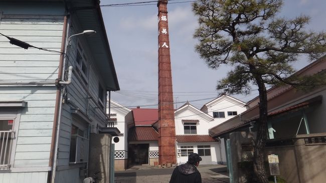 毎年2月に国内旅行に行きます。今年は2泊3日で広島方面へ。<br />1日目西条、2日目呉、3日目宮島と各日近郊を巡ったので、JRのぐるりんパスが重宝しました。<br /><br />旅程:<br />1日目は酒蔵の街西条でのんだくれます。<br />国内だと電車の時刻が信用できるせいか、つい分刻みスケジュールを立ててしまいます。<br /><br />09:49 新大阪発<br />11:14 広島着<br />11:17 広島発 ←ここが無茶<br />11:53 西条着<br /> 賀茂鶴→福美人→安芸国分寺→賀茂泉→亀齢<br />14:50 西条発<br />15:28 広島着<br />15:45 チサンホテルにチェックイン<br />16:15 旧日本銀行広島支店<br />16:50 平和記念公園<br />18:10 お好み村で夕食