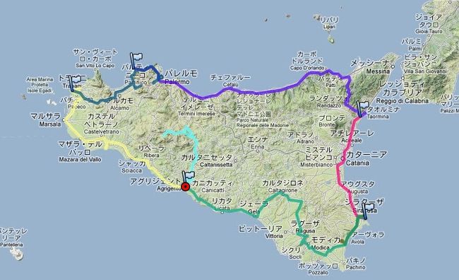 &lt;旅行記本編はこちら&gt;<br />http://4travel.jp/traveler/mauilover/album/10742157/<br /><br />シチリア島をレンタカーでドライブ．そのシーンを中心に立ち寄った場所の写真を集めてみた．混雑してエキサイティングなパレルモ市内のドライブ写真がないのは残念だが，なんとなくシチリアドライブ事情が分かってもらえるかな？<br /><br />シチリアは運転が荒いと言われているが，市街地は確かにその傾向あり．特にパレルモはすごい．ただ，その他は交通量もそれほどではないし，ナポリに比べれば交通ルールは遵守されていると思う．高速道路はとても走りやすい．なので，あまり運転の荒さを気にする必要はないのでは？<br /><br />一方，レンタカーはオートマが少ないのが問題．我々もあわやマニュアル車を貸し出されそうになった．もしもそうなったら大変だが，ここは運もあるだろう（運で話をすませていいかどうかわからないが）．<br /><br />あと，重要なことが．カーナビは絶対に使った方がいい．私はGarminのカーナビをアメリカで100ドルほどで購入して，ヨーロッパの地図SDカードを購入して使った．このカーナビと地図は，都市部の一方通行までしっかりとガイドしてくれる．難点は，距離優先のルート検索をされた場合に，ひどい山道などに誘導されるケース．これは道路地図を併用して，幹線道路に行くよう自分で注意することが大切．ただ，道に迷っても安心感が高いので，カーナビは超お勧めなのだ．<br /><br />&lt;旅行記本編はこちら&gt;<br />http://4travel.jp/traveler/mauilover/album/10742157/<br />