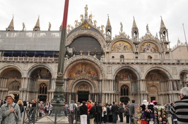 12年イタリア スイス旅行記 第8回 ヴェネツィア散策 サンマルコ寺院と鐘楼を見学 ベネチア イタリア の旅行記 ブログ By Kunyuさん フォートラベル