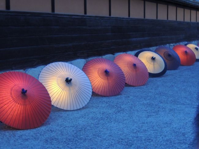 3月2日の夜に打合せが倉敷で有り、少し早目の時間に着いたので<br />『美観地区に行かんとあかん!』と夕刻に行ってきました・・。<br />ちょうど前日から《倉敷春宵あかり》というイベントをやって<br />いたので写真を撮らなきゃ・・。と張り切りましたが・・。<br />夜景イルミネーションは、難しいですね・・。(^^;<br />また、アドバイス頂くためにも最後まで見てやって下さい・・。(^^)
