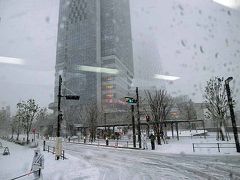 大雪のスカイツリーと東京ステーションホテル2013.1.14