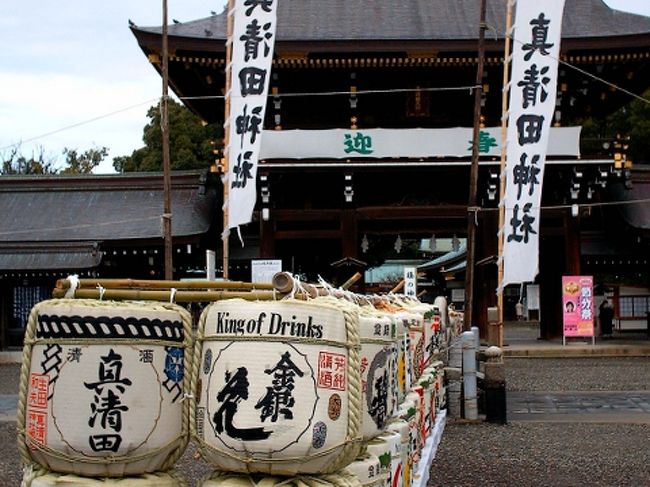 現在の日本は47都道府県に分かれてますが、江戸時代までは六十余の州に別れてました。<br />各州ごとに筆頭の神社があり、これらは「一之宮」と呼ばれています。<br />その「諸国一之宮」を公共交通機関（鉄道／バス／船舶）と自分の足だけで巡礼する旅。<br />10カ所目は尾張国（愛知県）の真清田神社を訪ねました。<br /><br />【真清田神社（ますみだじんじゃ）】<br />［御祭神］天火明命（あめのほあかりのみこと）<br />［鎮座地］愛知県一宮市真清田<br />［創建］神武天皇33（紀元前627）年<br /><br />〈追記〉<br />「諸国一之宮“公共交通”巡礼記［尾張國］真清田神社」を全面改稿し、ブログ「RAMBLE JAPAN」にて「一巡せしもの〜尾張國一之宮［真清田神社］」のタイトルで連載しております。<br />是非ご高覧下さい。<br /><br />ブログ「RAMBLE JAPAN」<br />http://ramblejapan.blog.jp/<br />http://ramblejapan.seesaa.net/<br />（上記のURLの内容は、どちらも同じです） 