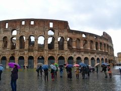 【イタリア8日間の旅】5日目、ローマ。阪急交通社のツアーだから、バチカンからの、コロッセオからの、トレビの泉、かーらーの、スペイン広場！だ、ワン。