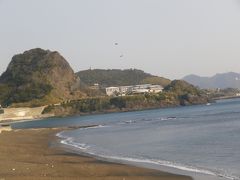 鴨川・太海海岸とよしのや