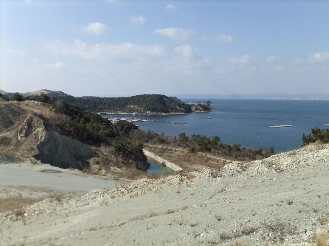 家島諸島にある西島を縦断しました。<br />何度も道を見失いました<br />その体験談です