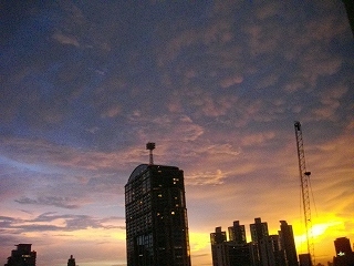 私だけの記憶　夕空０９０７１２－０９１２０６　１８－１９時むらさきの空