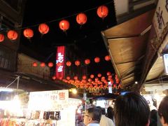 台北で夜遊ぶなら、やっぱり夜市。饒河街観光夜市。