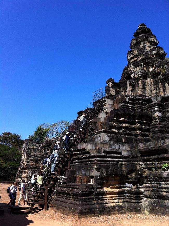 美しきアプサラが微笑むアンコール遺跡へ in Siem Reap★2012　07　4日目【REP：アンコール・トム⇒（パプーオン⇒ピミアナカス⇒象のテラス⇒ライ王のテラス⇒）勝利の門⇒チャウ・サイ・テボーダ⇒Tommanon⇒Ta Kev編】