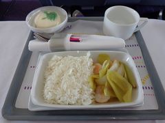 TG206 (HKT-BKK) ビジネスクラス機内食