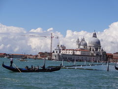 水の都ベネチアは、夢の浮き島