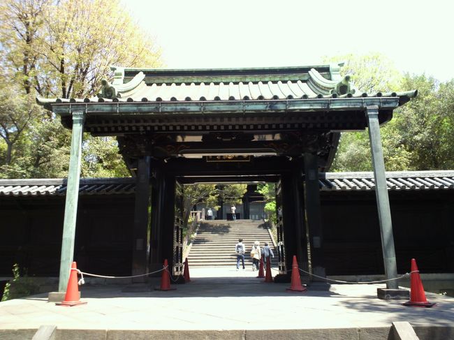 神田・お茶の水界隈の神社や教会をめぐりました。<br />新たな発見もあり、なかなか楽しいお散歩になりました。