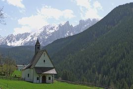 2013.5ドロミテアルプス周辺920Kmドライブ旅行2-Innsbruck空港からBolzano,迷った挙句のドロミテ街道Karer峠まで