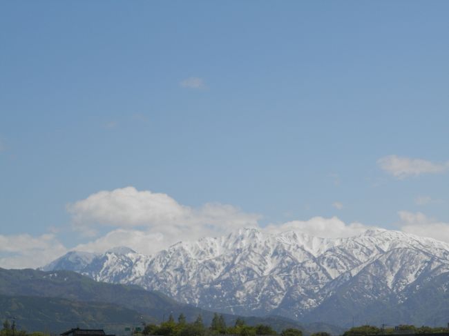 遊び人、気の向くままの一人旅も糸魚川から富山に入りまして立山連峰を眺めながらのドライブです。