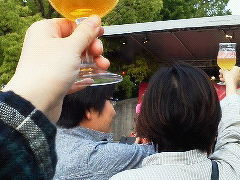 ベルギービールを飲みにＧＯ！　～横浜山下公園で週末ビール☆～