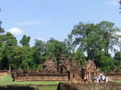 2013GWはカンボジア　アンコール遺跡群　④バンデアイ・スレイ＆ベンメリア＆カンボジアの青い空