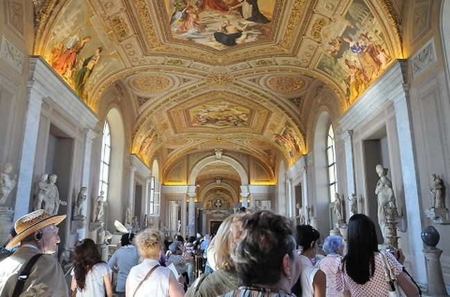 2012年イタリア・スイス旅行記　第22回　ローマ観光　バチカン美術館を見学