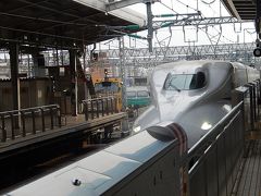 新大阪駅２７番線の風景