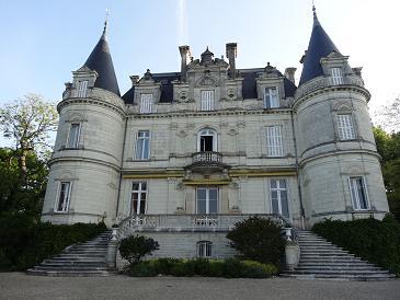 古城ホテル　Domaine De La Tortinièreに泊まりました