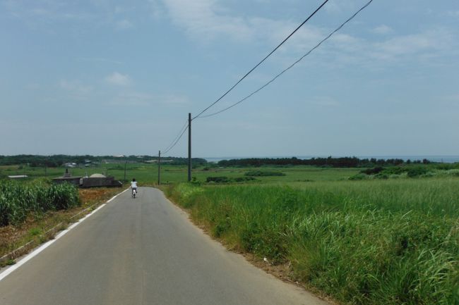 <br />今回リゾナーレ小浜島宿泊モニターになったのを機に、八重山諸島を巡ってみることにしました。<br /><br />そこで、る○ぶの雑誌片手に色々と調べ、少しでも八重山諸島を知ろうと限られた時間の中で島々を巡ってみましたｗｗ<br /><br />今回は後半、西表島・由布島・小浜島までの３日間を綴って行きたいと思います。<br /><br /><br /><br /><br /><br /><br /><br />《写真：小浜島の丘を自転車で駆け下りる親友》